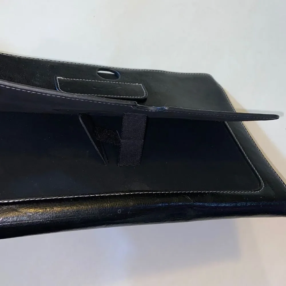 Microsoft Surface Leather Black Tablet Case PT-MS2LF2B U.S. Patent 8,281,924